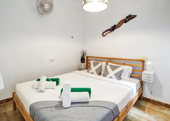 Espalter Onyx By Hello Homes *